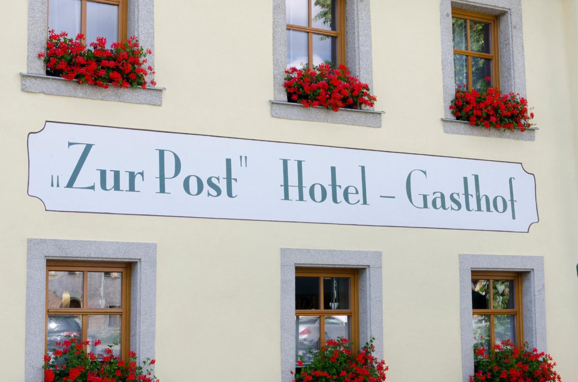Hotel Gasthof Zur Post Barnau Bagian luar foto
