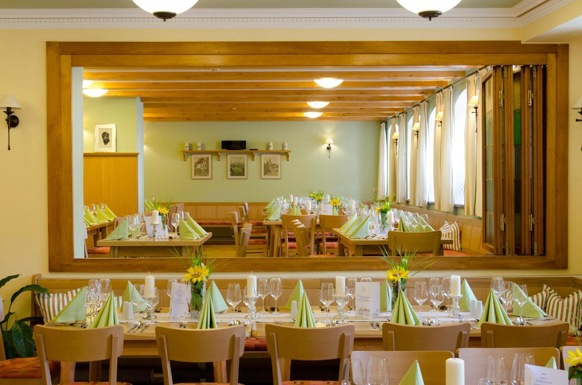 Hotel Gasthof Zur Post Barnau Bagian luar foto