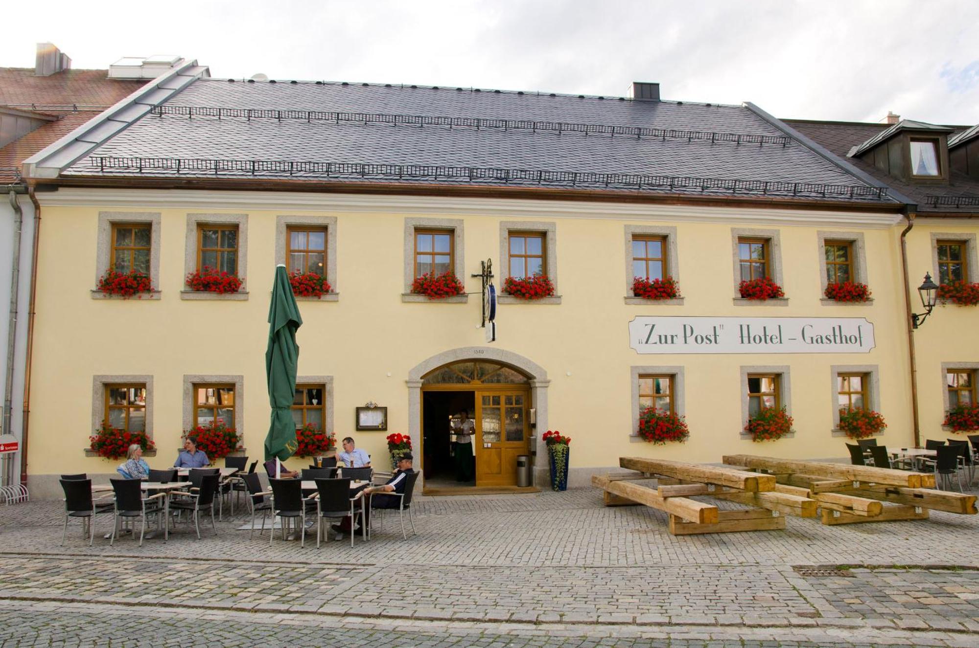 Hotel Gasthof Zur Post Barnau Bagian luar foto