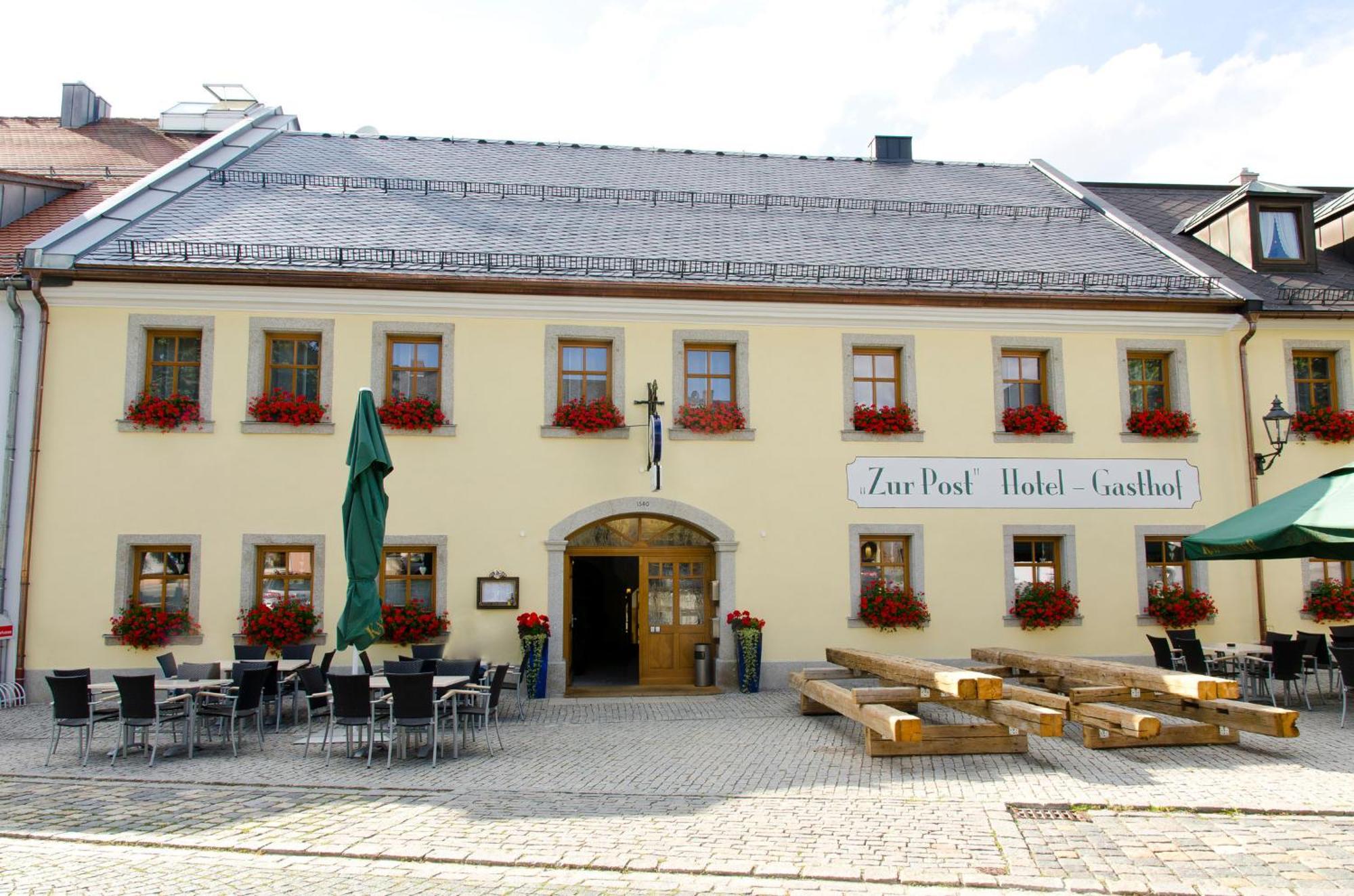 Hotel Gasthof Zur Post Barnau Bagian luar foto